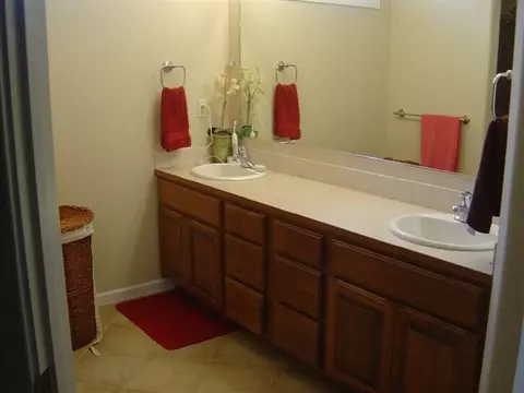 805 E Huron Dr, Spokane, WA 99208 photo 8