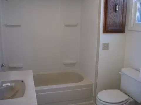 1228 E Newark, Spokane, WA 99202 photo 6