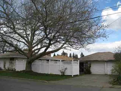 604 Everett Ave, Spokane, WA 99207 photo 9