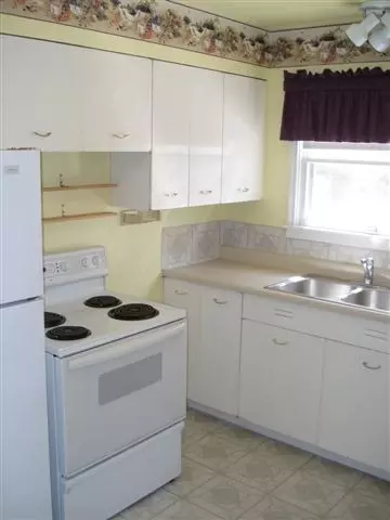 1318 E 40th Ave, Spokane, WA 99203 photo 3