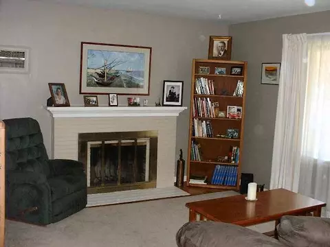 954 E 37th, Spokane, WA 99203 photo 2