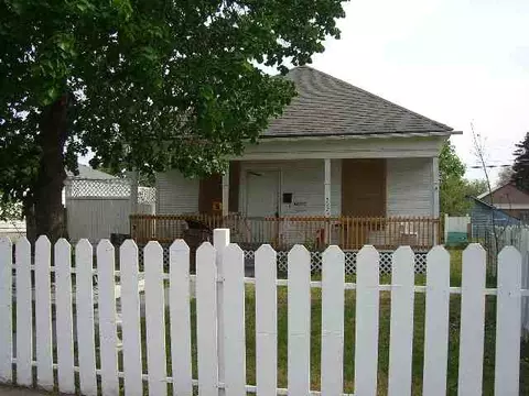 2224 E Sharp, Spokane, WA 99202 photo 1