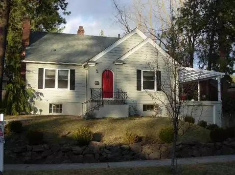915 E 28th Ave, Spokane, WA 99203 photo 1