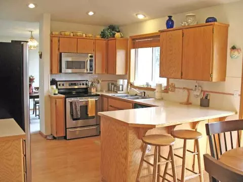 524 E Midway Rd, Colbert, WA 99005 photo 3