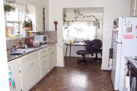 11612 E 8th Ave, Spokane Valley, WA 99206 photo 2