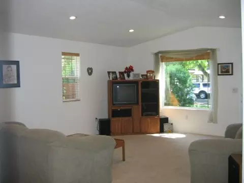 4043 E 6th, Spokane, WA 99202 photo 2