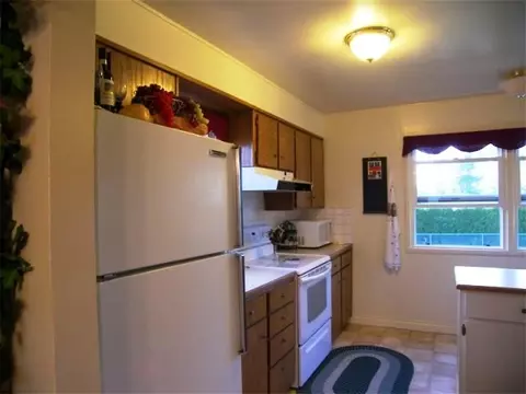 11117 E 9th, Spokane, WA 99206 photo 2