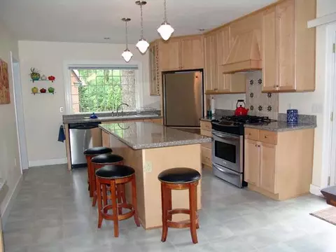 738 E 23rd, Spokane, WA 99203 photo 4