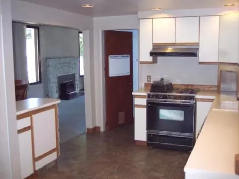 606 E 26th Ave, Spokane, WA 99203 photo 4
