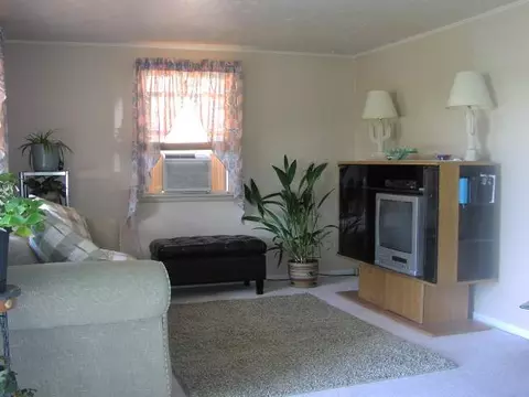1129 E Sanson, Spokane, WA 99207 photo 2