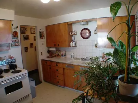 1711 Everett, Spokane, WA 99207 photo 5