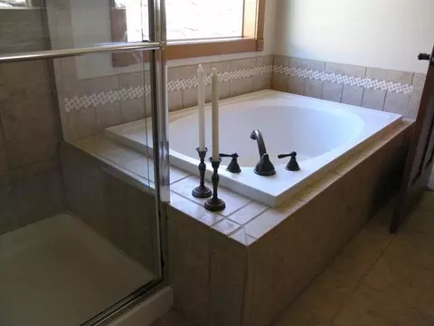 922 E Harding Ct, Spokane, WA 99218 photo 8