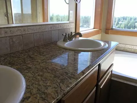 911 E Chatham Ct, Spokane, WA 99218 photo 7