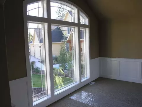 911 E Chatham Ct, Spokane, WA 99218 photo 4