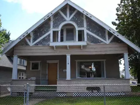2904 E Queen, Spokane, WA 99207 photo 1