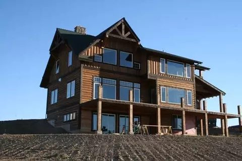7501 E Greenbluff, Colbert, WA 99005 photo 3