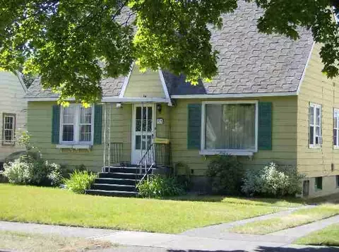 328 E Hoffman Ave, Spokane, WA 99207 photo 9