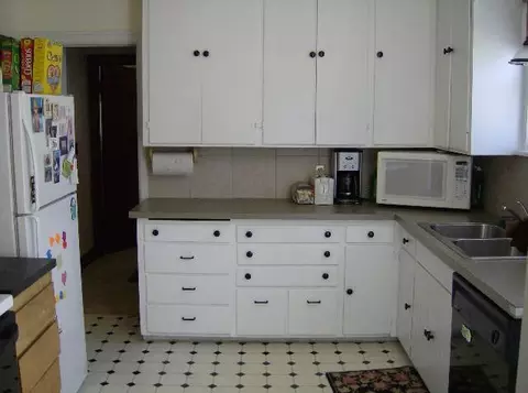 328 E Hoffman Ave, Spokane, WA 99207 photo 5