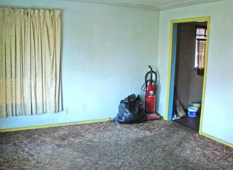 1717 Everett, Spokane, WA 99207 photo 4