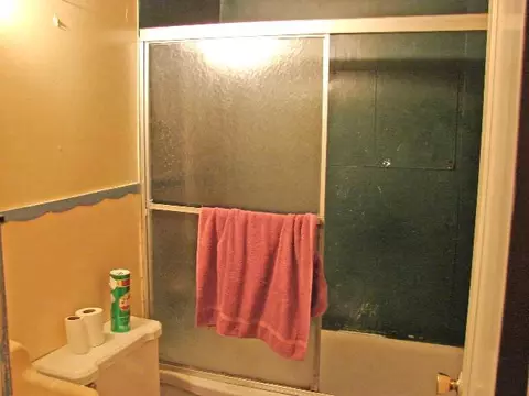 1717 Everett, Spokane, WA 99207 photo 9