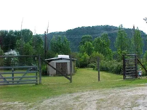 1048 Deaver Rd, Evans, WA 99126 photo 7
