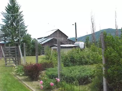 1048 Deaver Rd, Evans, WA 99126 photo 5