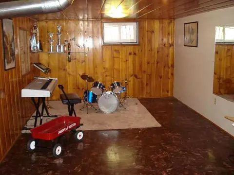 128 Empire, Spokane, WA 99207 photo 5