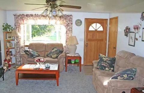 528 E Shenandoah, Spokane, WA 99208 photo 2
