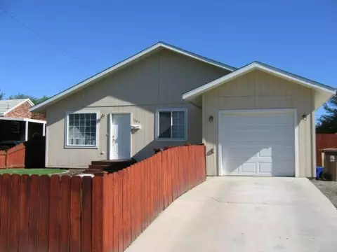 1805 E Hoffman, Spokane, WA 99207 photo 1