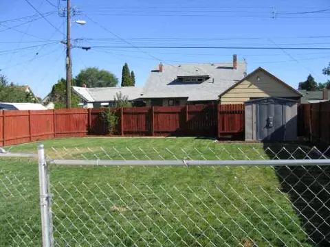 1805 E Hoffman, Spokane, WA 99207 photo 9