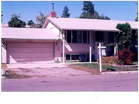 6811 E 11th St, Spokane, WA 99212 photo 2