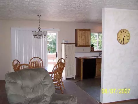 12520 E 6th Ave, Spokane Valley, WA 99216 photo 3