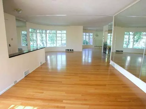 810 E 28th Ave, Spokane, WA 99203 photo 4