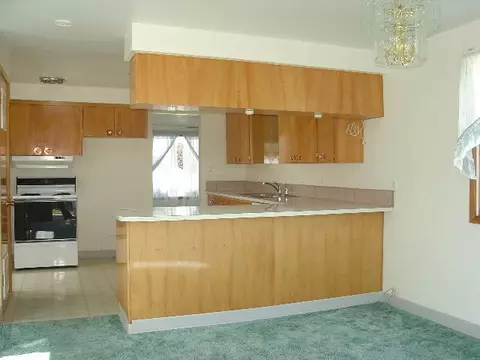 2008 E Longfellow, Spokane, WA 99207 photo 6
