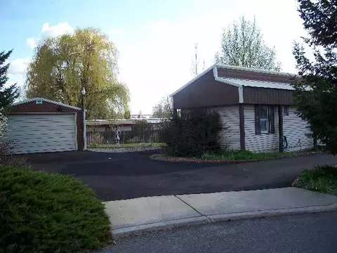3318 E 3rd Ct, Mead, WA 99021 photo 8