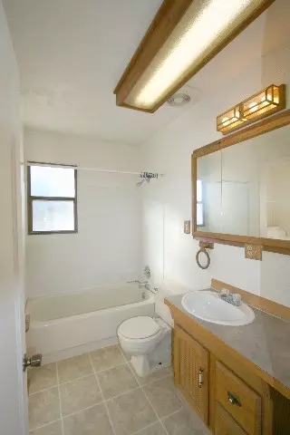 128 E Sanson, Spokane, WA 99207 photo 5