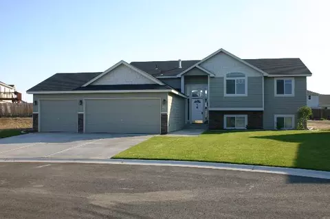 310 E Leland Ct, Colbert, WA 99005 photo 1