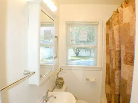 2124 E Diamond Ave, Spokane, WA 99207 photo 5