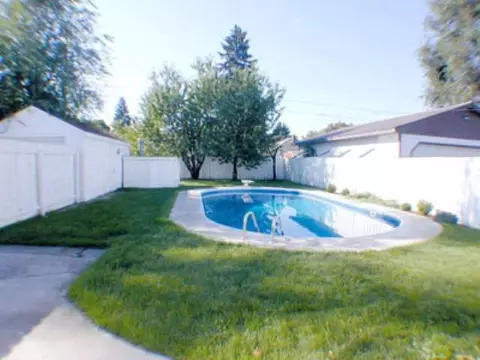 2124 E Diamond Ave, Spokane, WA 99207 photo 8