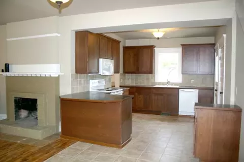 1108 E Baldwin Ave, Spokane, WA 99207 photo 3
