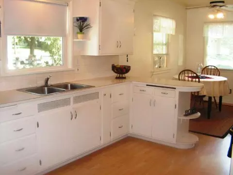 627 E 26th Ave, Spokane, WA 99203 photo 2