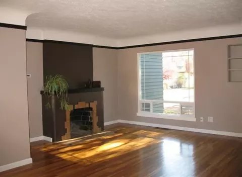 609 E 40th Ave, Spokane, WA 99203 photo 2