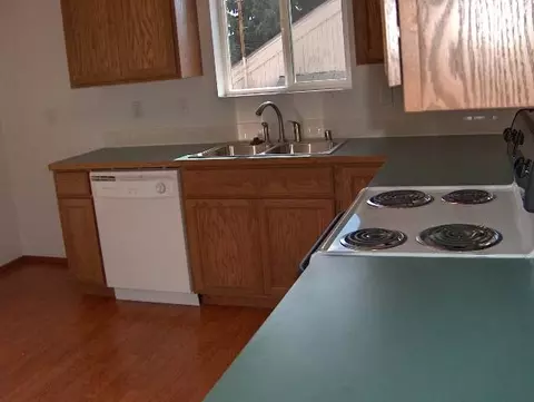 1633 E Nebraska Ave, Spokane, WA 99208 photo 2