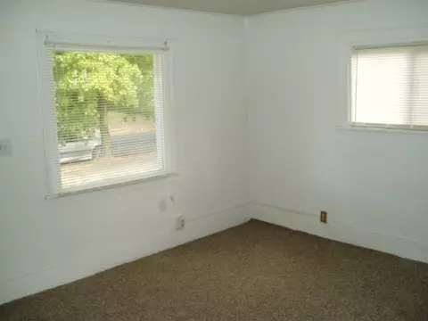 1108 E Broad Ave, Spokane, WA 99207 photo 3