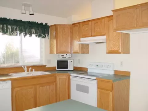 4615 E 14th Ave, Spokane, WA 99212 photo 5