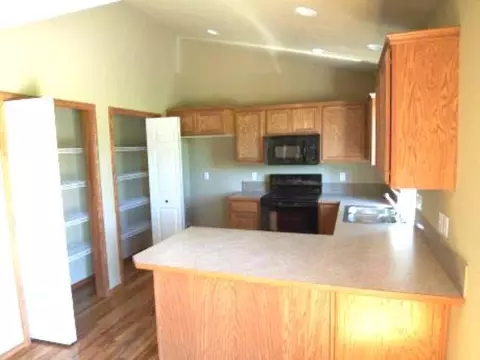910 E Cooper Ln, Colbert, WA 99005 photo 6