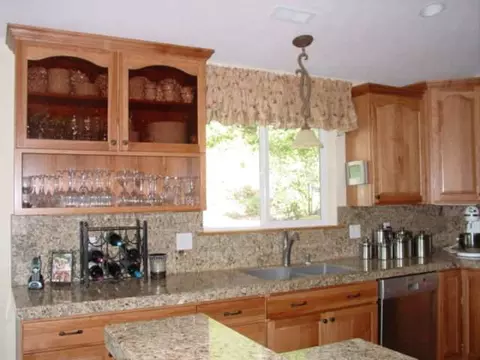 914 E Lakeview Ln, Spokane, WA 99208 photo 5