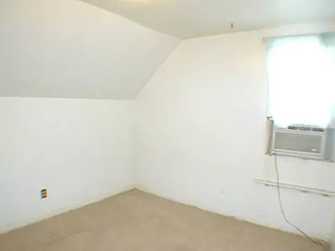 211 E Baldwin Ave, Spokane, WA 99207 photo 7