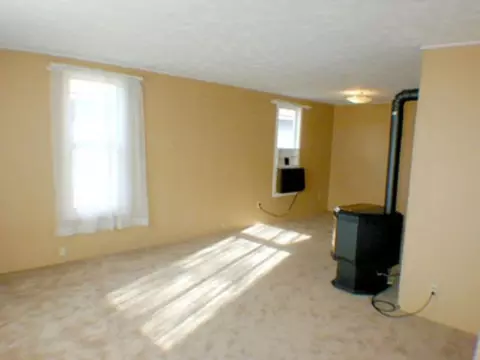 211 E Baldwin Ave, Spokane, WA 99207 photo 2