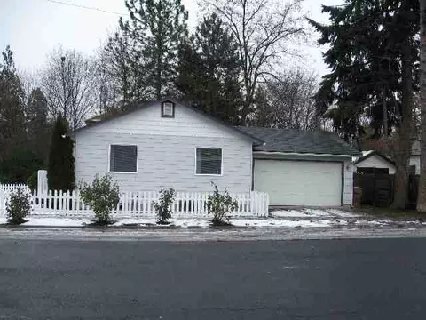 704 E 9th Ave, Spokane, WA 99202 photo 9